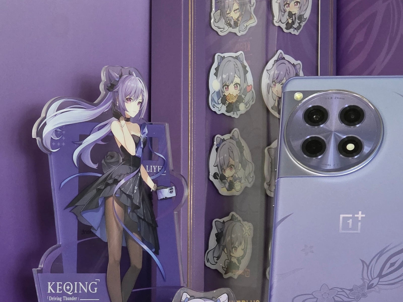 OnePlus 15 против Galaxy S25 Ultra: камера шокирует всех картинка Смартфон OnePlus 15 с выгодной скидкой и бонусами