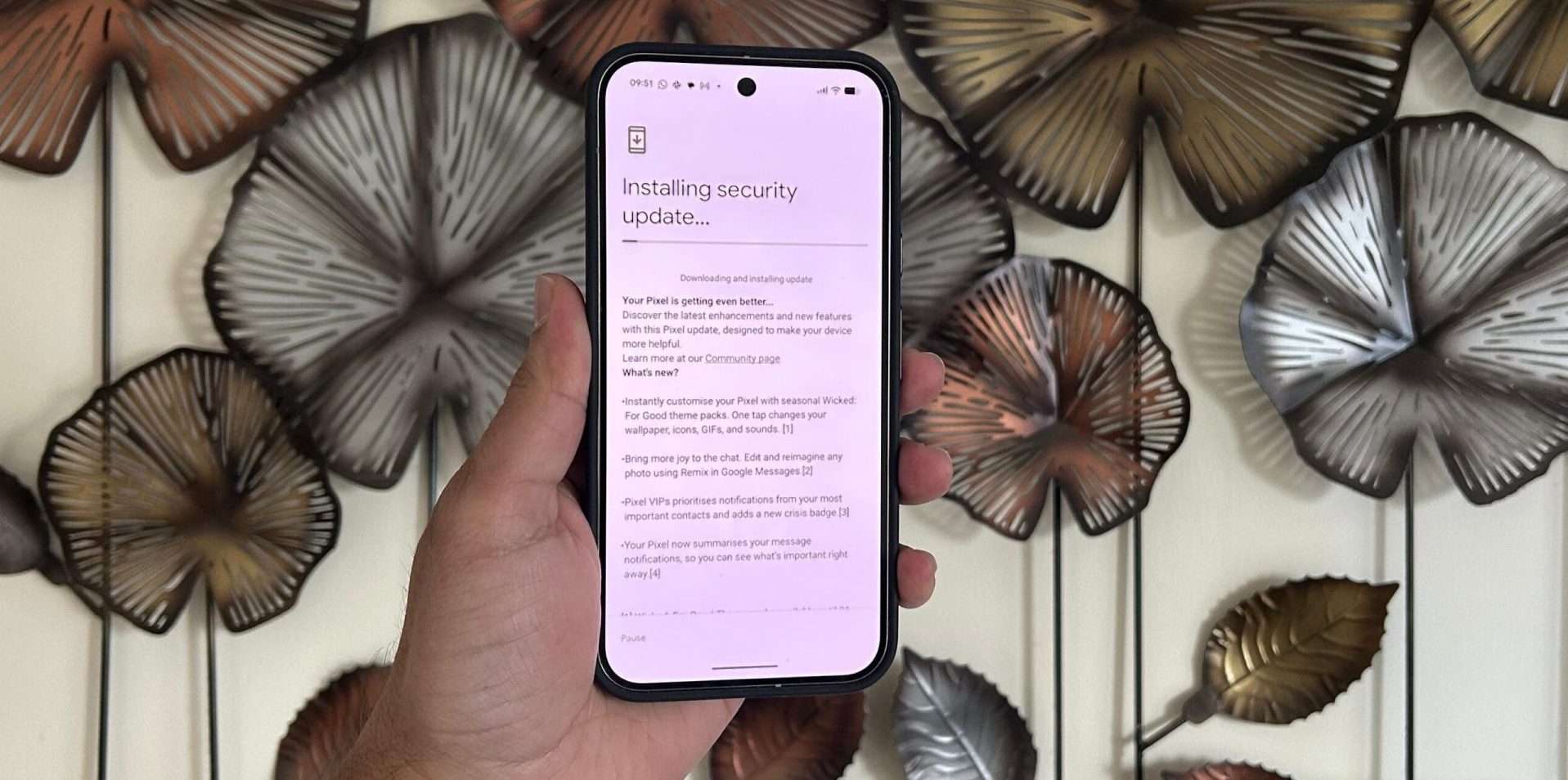 Pixel получает обновление и исправляет ключевые баги картинка Смартфон Pixel: стабильность батареи и камеры
