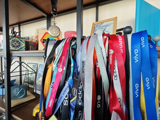 Смартфон Poco F8 Pro: компактнее, мощнее и с телевиком