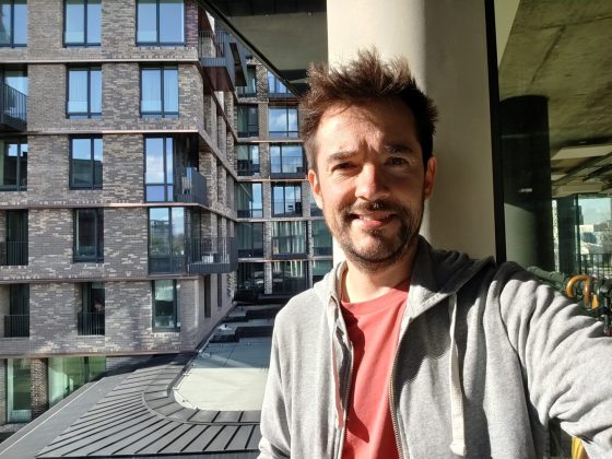 Смартфон Poco F8 Pro: компактнее, мощнее и с телевиком