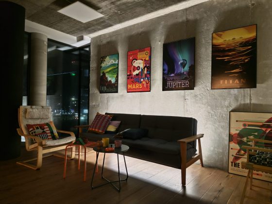 Смартфон Poco F8 Pro: компактнее, мощнее и с телевиком