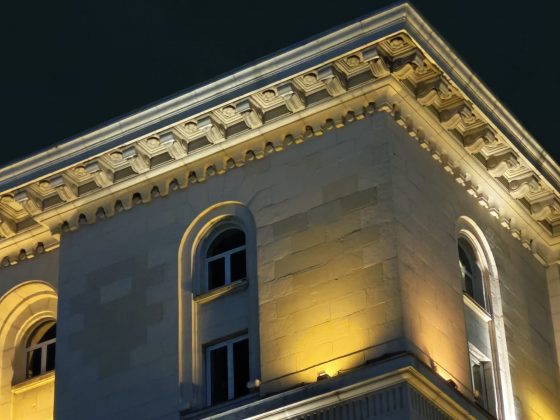 Смартфон Poco F8 Pro: компактнее, мощнее и с телевиком