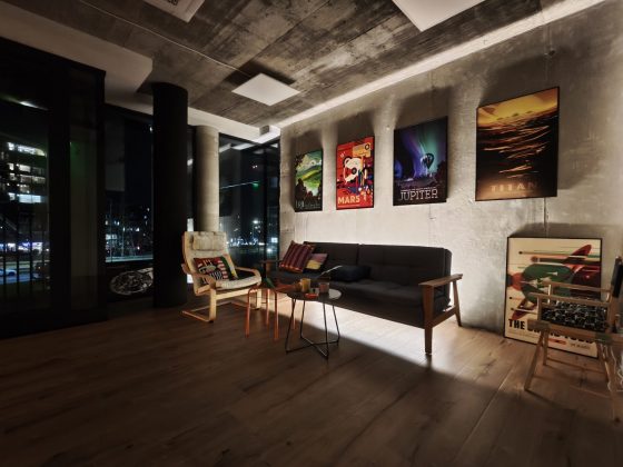 Смартфон Poco F8 Pro: компактнее, мощнее и с телевиком