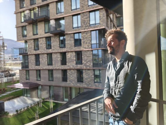 Смартфон Poco F8 Pro: компактнее, мощнее и с телевиком