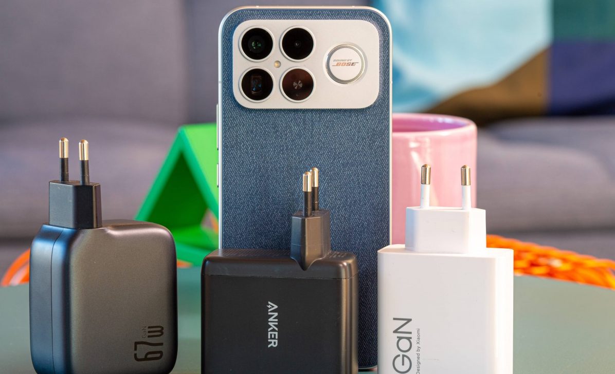 Смартфон Poco F8 Ultra: яркий дисплей, акустика Bose