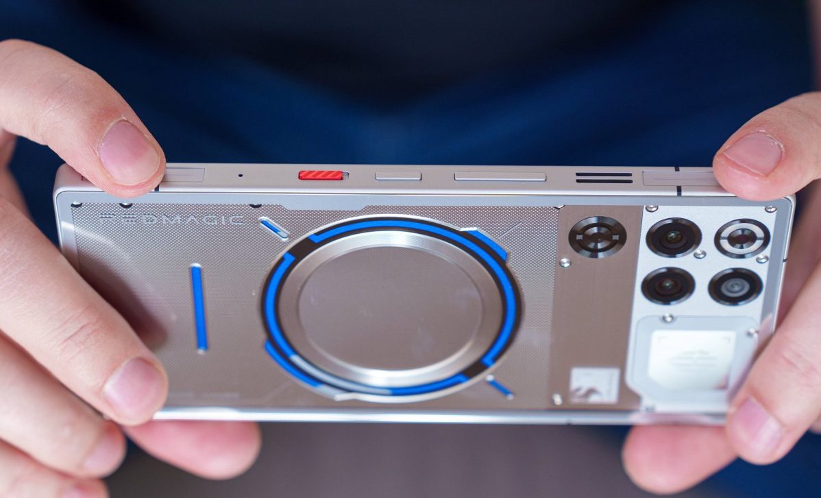 Смартфон RedMagic 11 Pro: игровой флагман с охлаждением