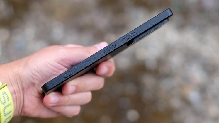 Смартфон Sony Xperia 1 VII: стильный «кирпич» для фанатов