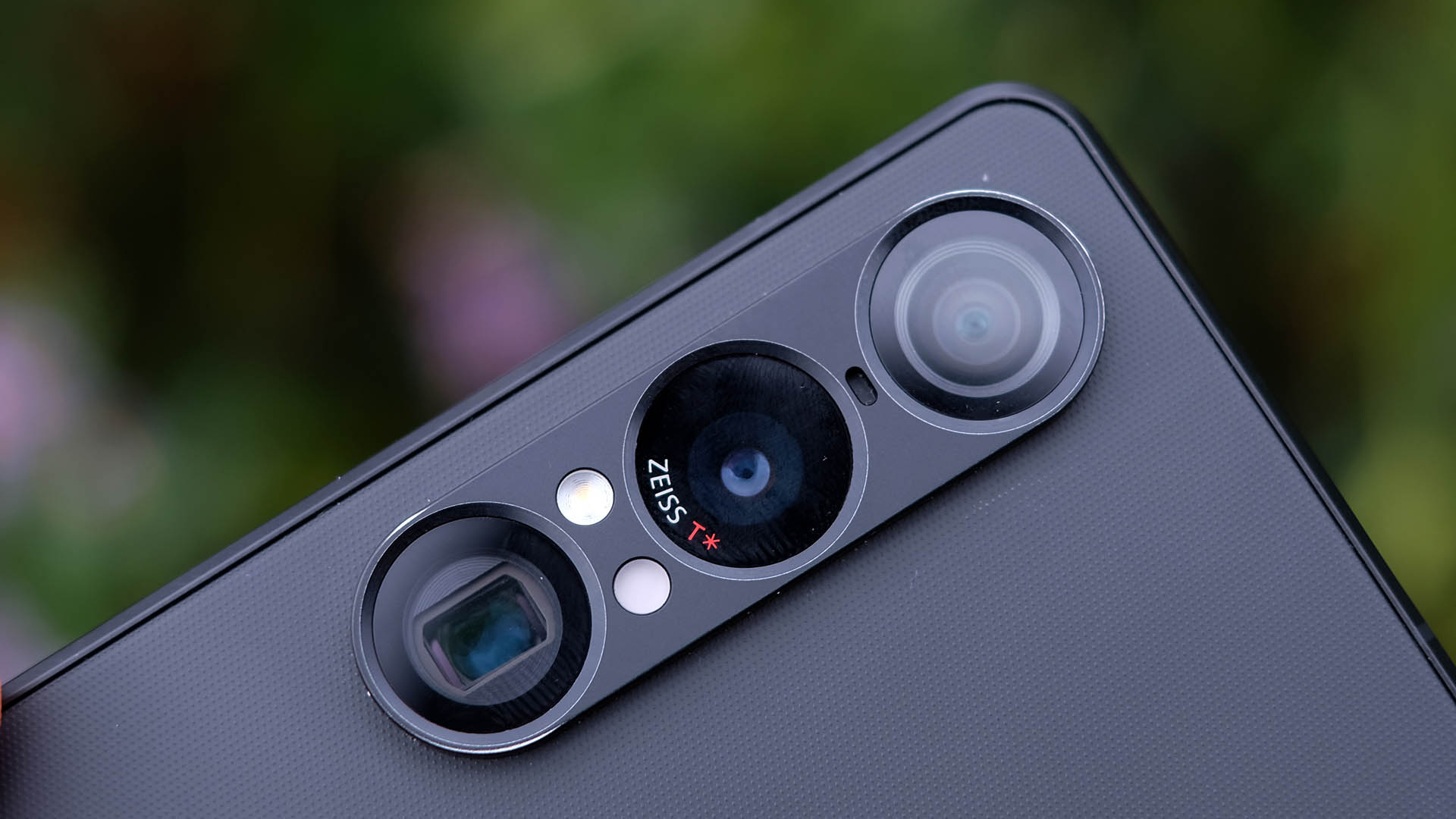 Смартфон Sony Xperia 1 VII: стильный «кирпич» для фанатов