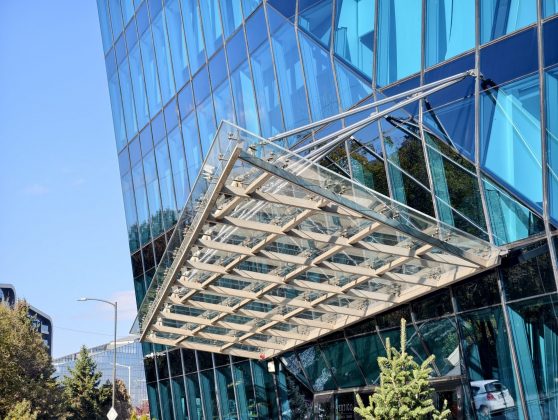 Смартфон vivo X300 Pro: камера, дисплей и OriginOS 6