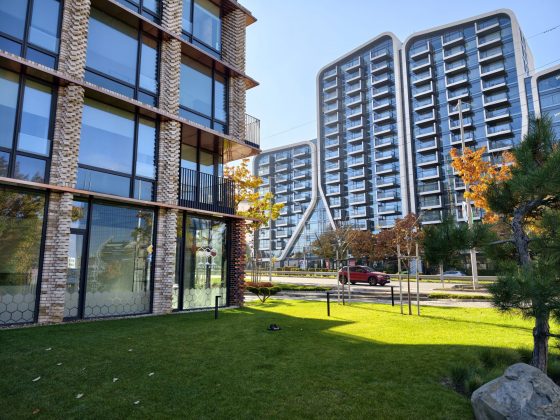 Смартфон vivo X300 Pro: камера, дисплей и OriginOS 6