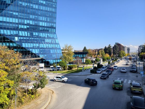 Смартфон vivo X300 Pro: камера, дисплей и OriginOS 6