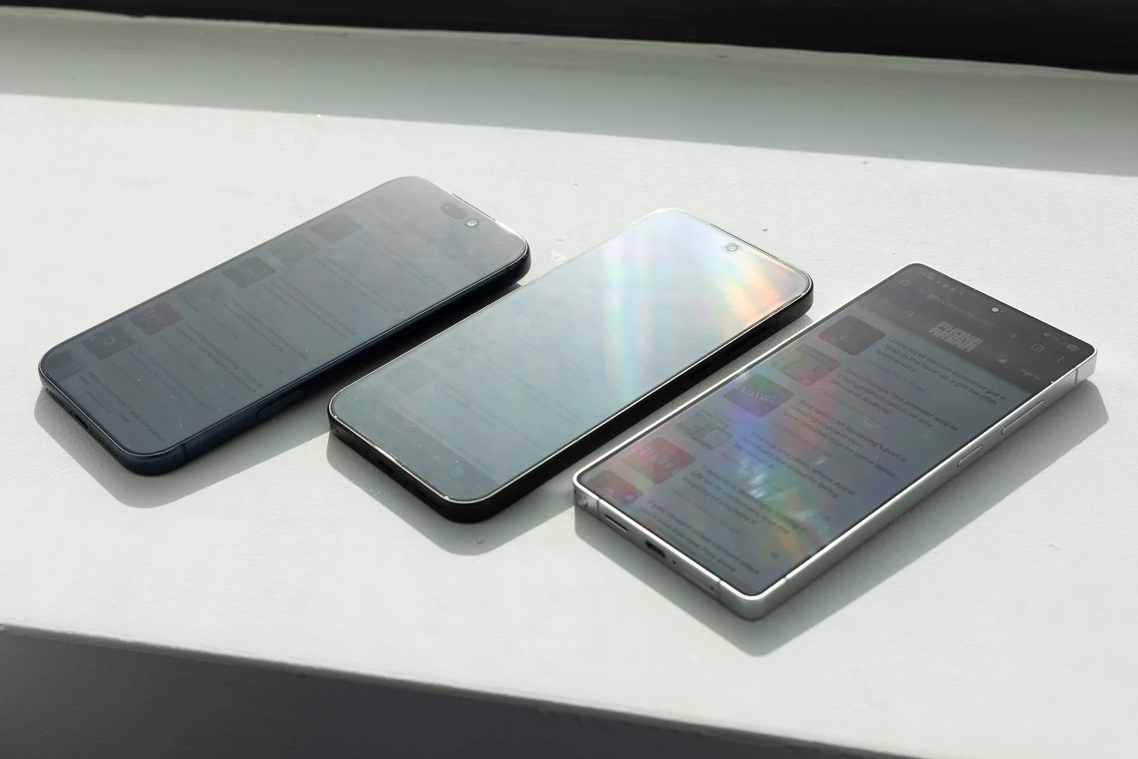 яркость смартфонов