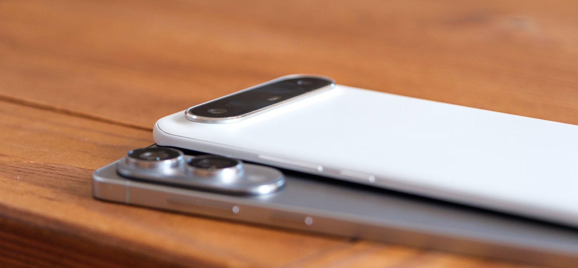 Большие батареи побеждают тонкие смартфоны и iPhone Air