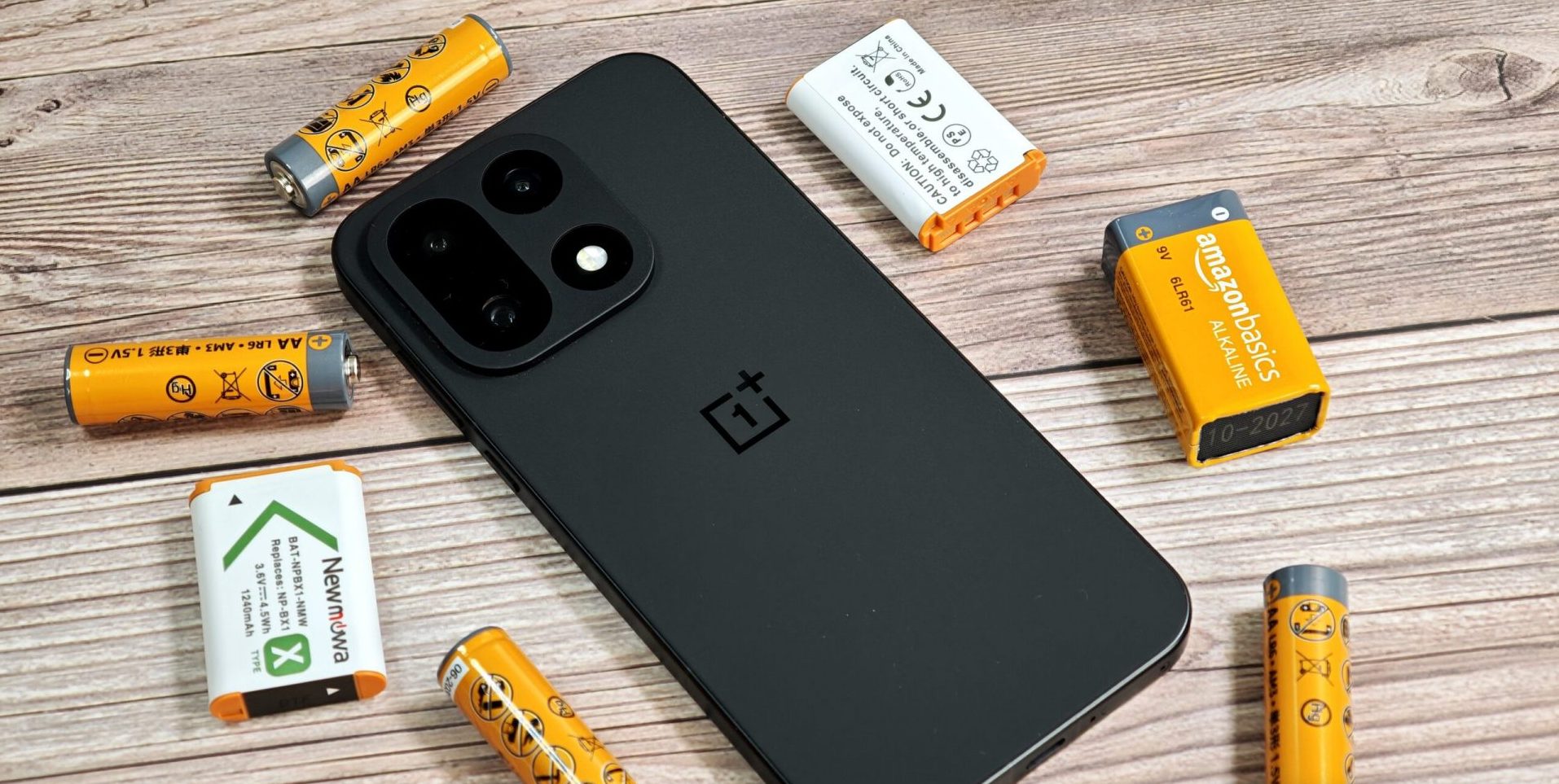 Смартфоны iPhone Air: время автономной работы важнее