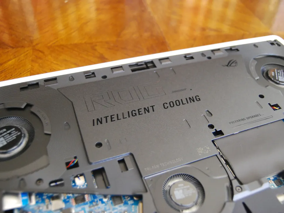 ASUS ROG Strix SCAR 18