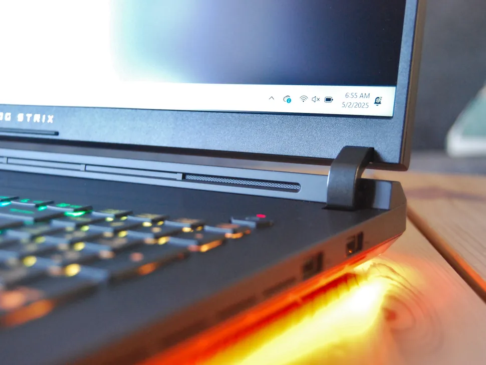 ASUS ROG Strix SCAR 18