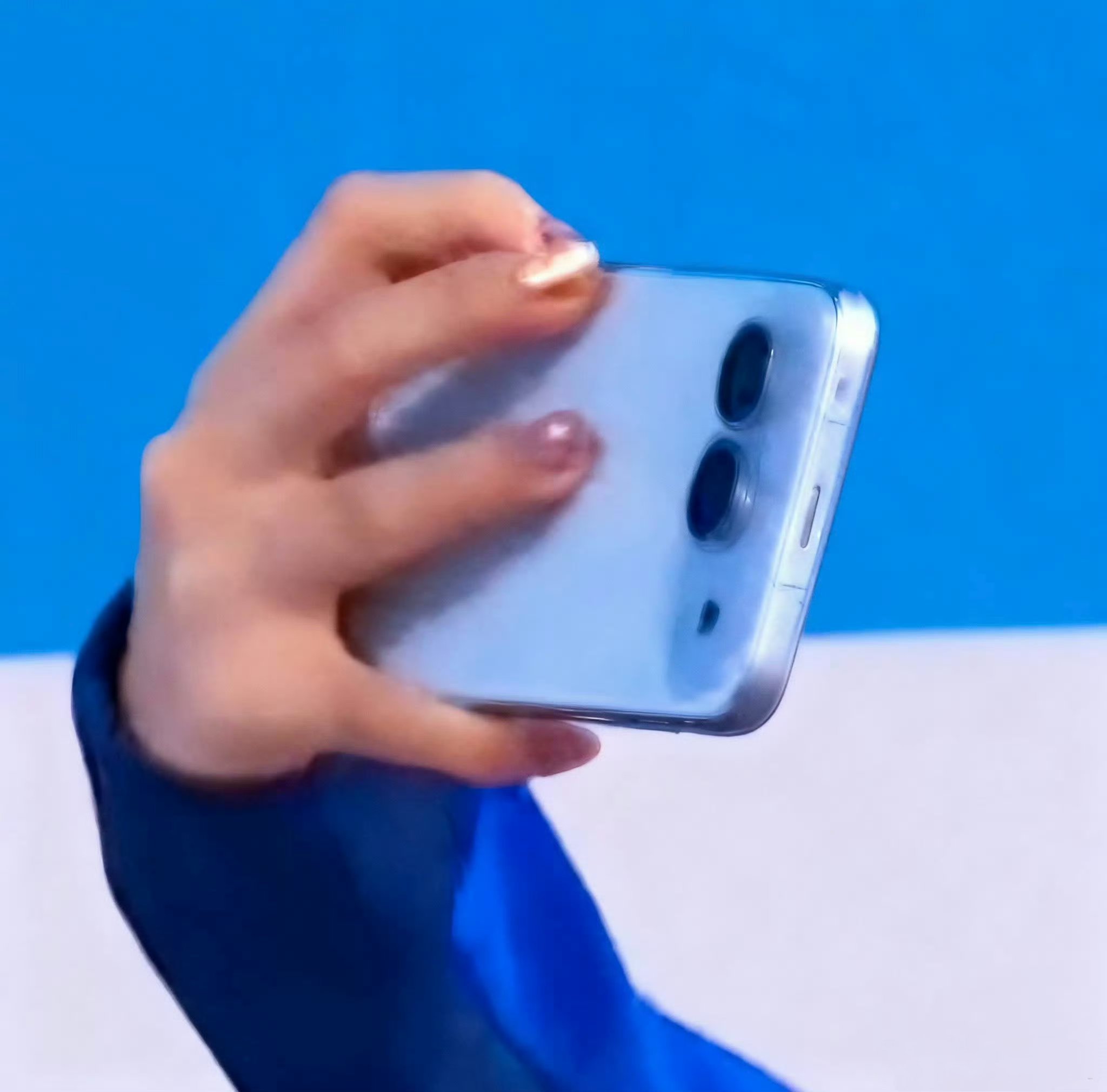 Ужасный дизайн Honor 500: в компании опять не смогли придумать ничего нового картинка Ужасный дизайн Honor 500: в компании опять не смогли придумать ничего нового