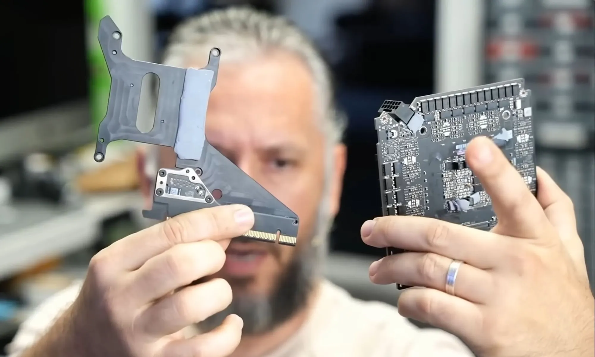 Ужасный просчет NVIDIA: ни в коем случае не покупайте RTX 5090 Founders Edition