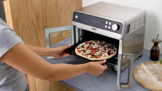 Ваша духовка — хлам Ninja выпустила аэрогриль, который должен ее заменить, но все не так просто (2) Ваша духовка — хлам Ninja выпустила аэрогриль, который должен ее заменить, но все не так просто