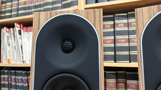 Обзор PMC Prophecy 1: огромный потенциал в компактном корпусе картинка Обзор PMC Prophecy 1: огромный потенциал в компактном корпусе