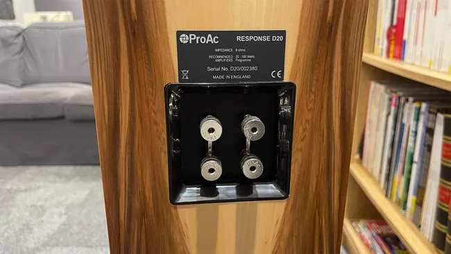 ProAc D20R