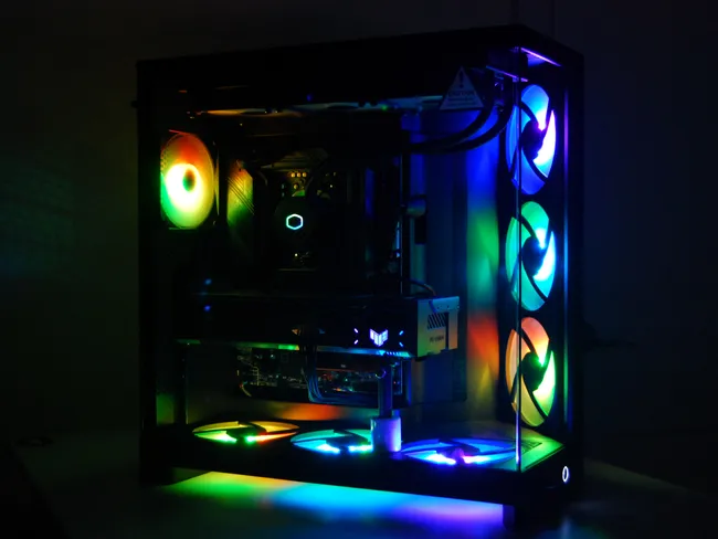 NZXT H9 Flow RGB+ (2025)