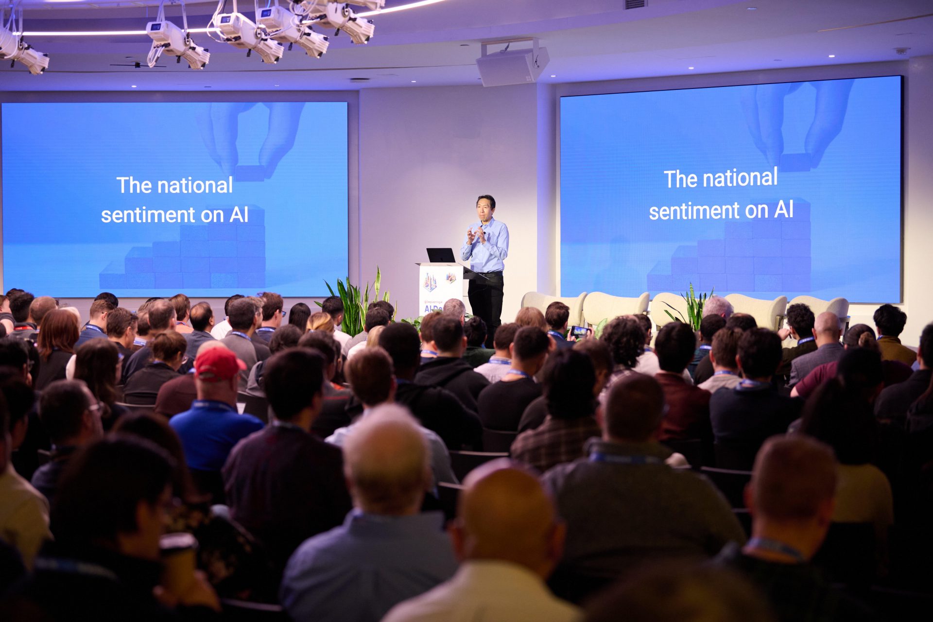 Забудьте про код основатель Google Brain дал ужасный совет, который сломает вам карьеру