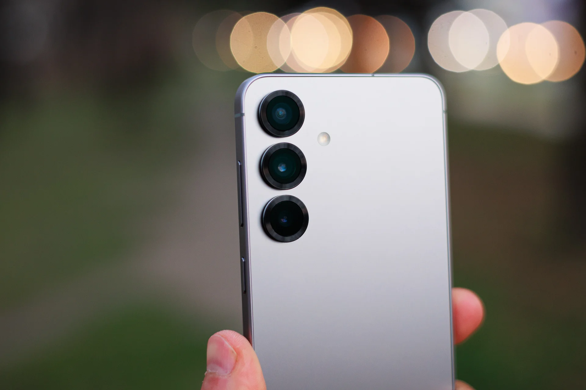 Жадность Samsung не знает границ Galaxy S26 получит всего 12 ГБ памяти, но есть нюанс