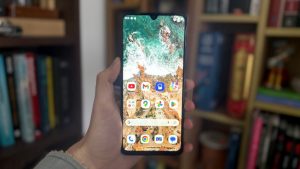 Обзор Motorola Moto G06: базовые функции по скромной цене