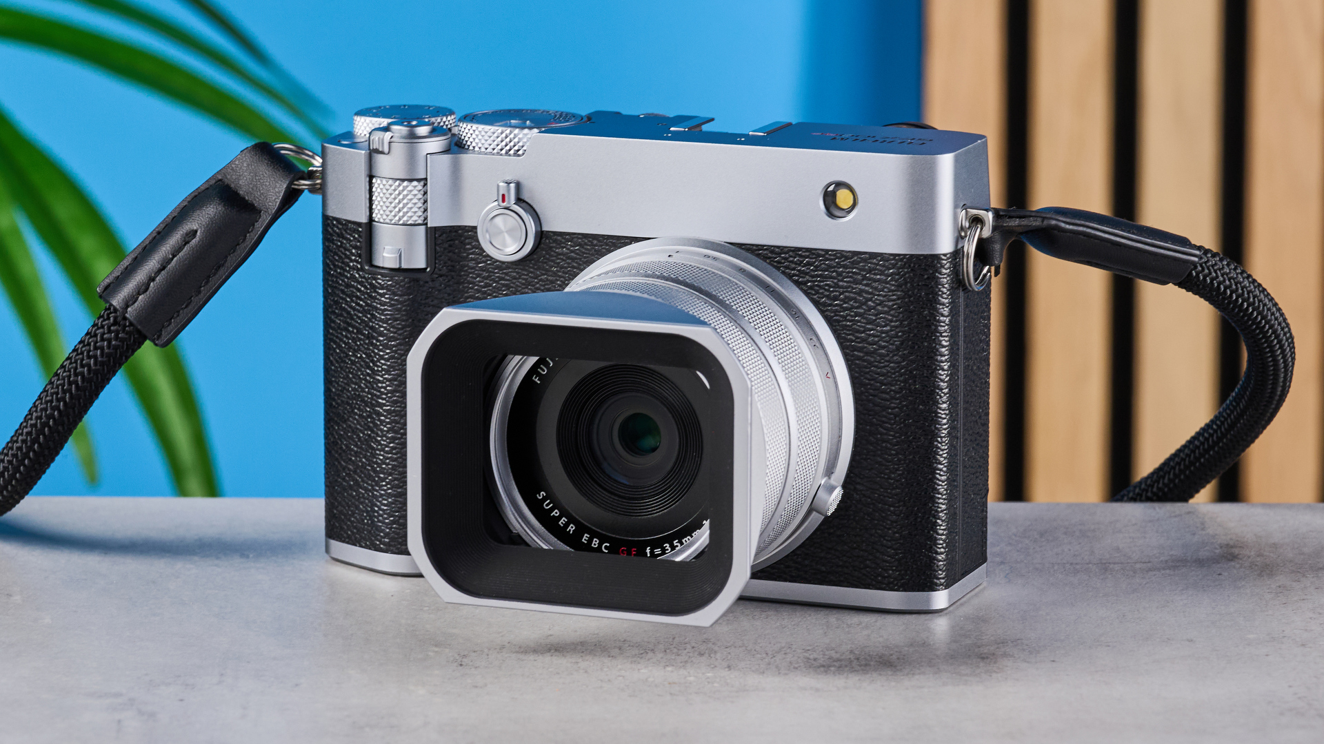 Обзор Sony RX1R III: достойная камера по грабительской цене картинка Sony RX1R III