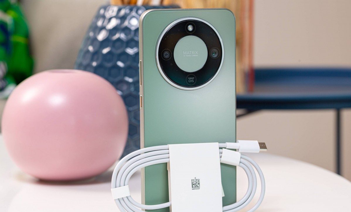 Обзор Honor Magic8 Lite: прочный, долговечный и удобный картинка Honor Magic8 Lite