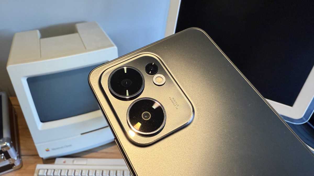 Обзор Oppo Reno 13 FS: элегантный дизайн и прочность по выгодной цене картинка Oppo Reno 13 FS