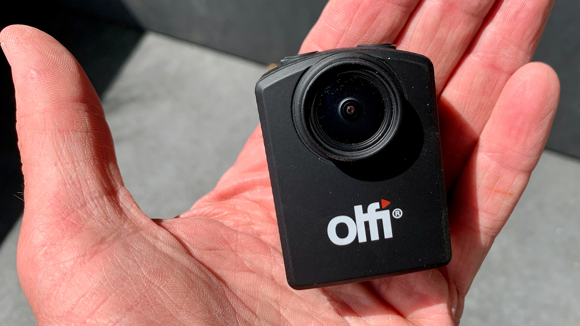 Бюджетные экшн-камеры 2025, которые перевернут ваши съемки картинка Лучшие недорогие экшн-камеры 2025 года | DGL.RU