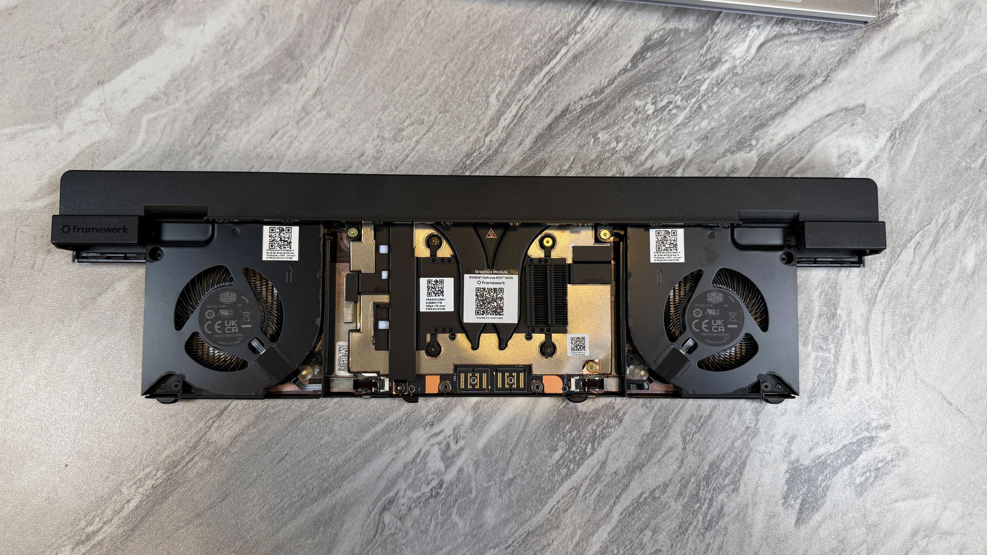 Обзор Framework 16 (RTX 5070): ноутбук с функцией обновления GPU картинка Framework 16 (RTX 5070)