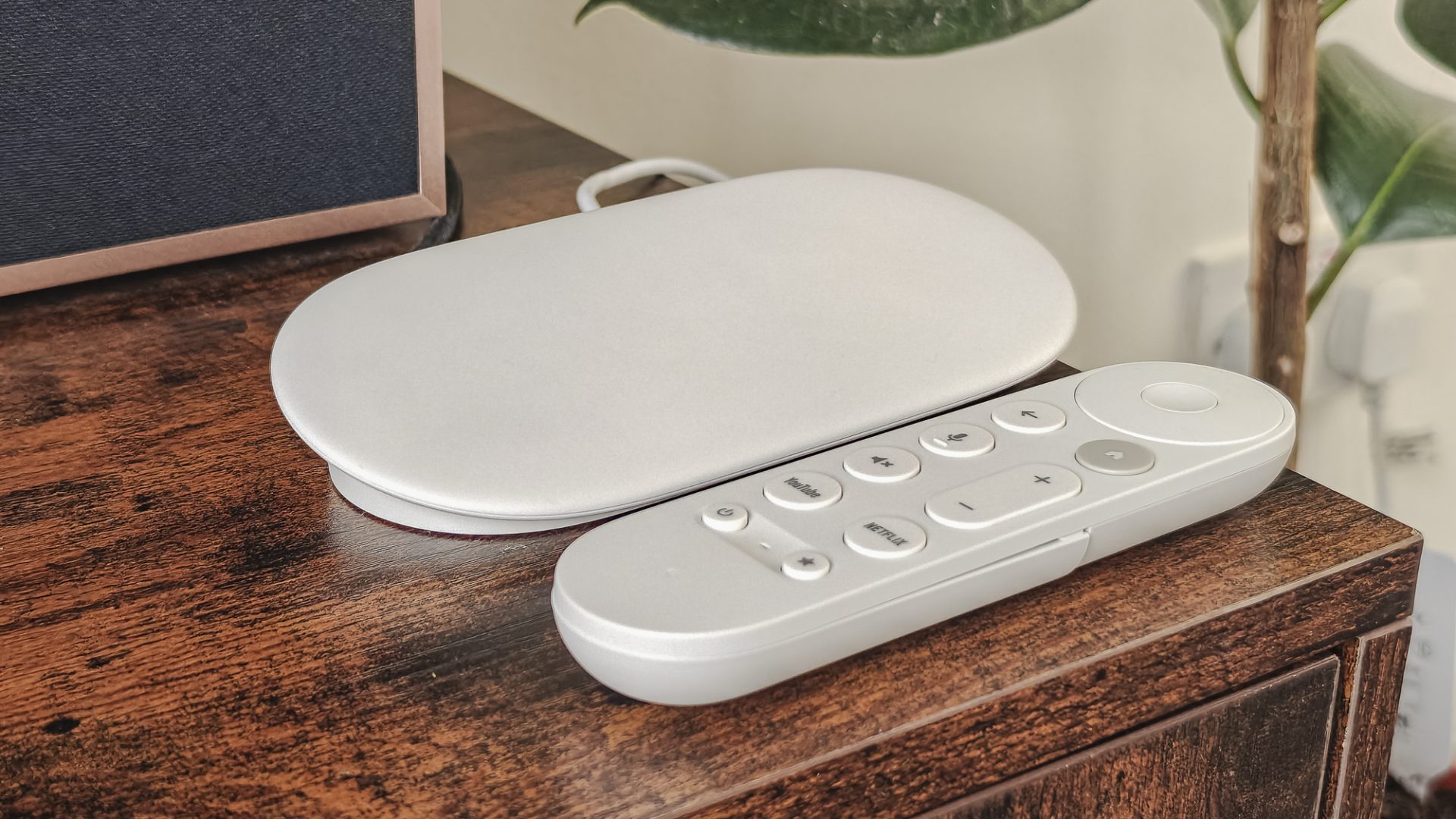 Лучшие медиастримеры 2025 года: топ-10 для сериалов и фильмов нон-стоп картинка Google TV Streamer