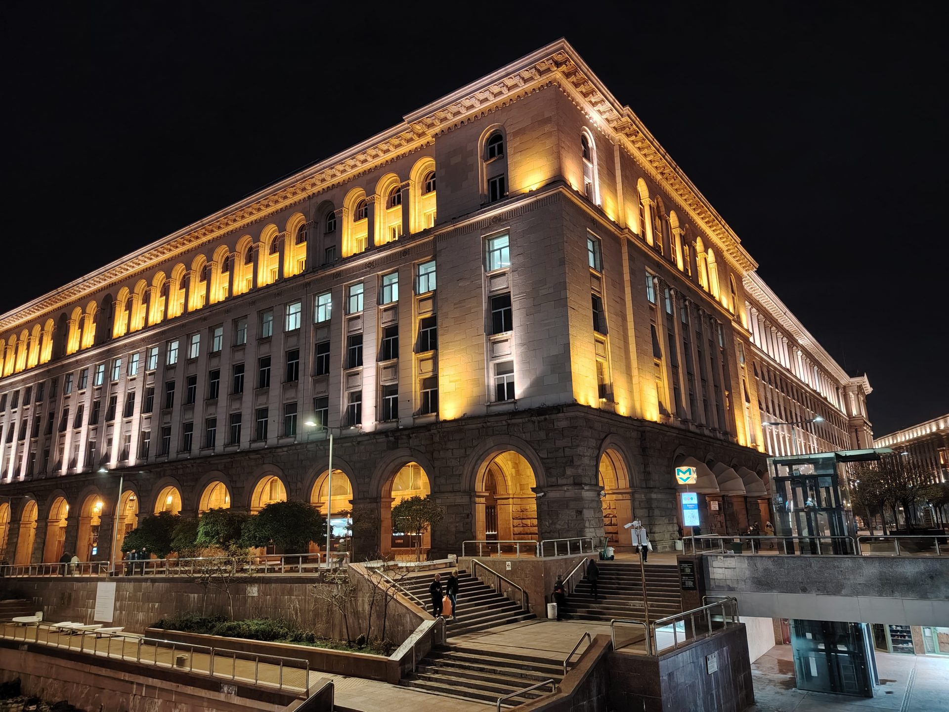 Обзор Honor Magic8 Lite: прочный, долговечный и удобный картинка Honor Magic8 Lite