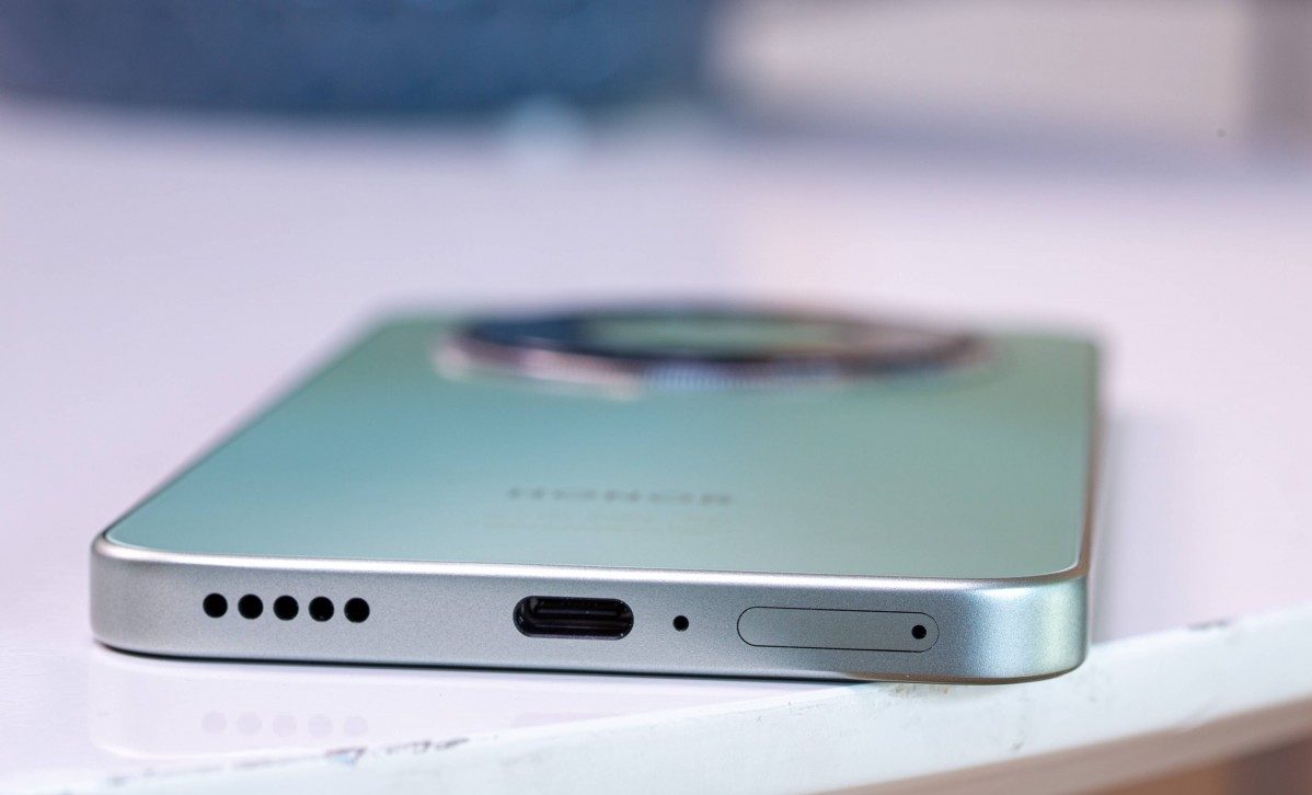 Обзор Honor Magic8 Lite: прочный, долговечный и удобный картинка Honor Magic8 Lite