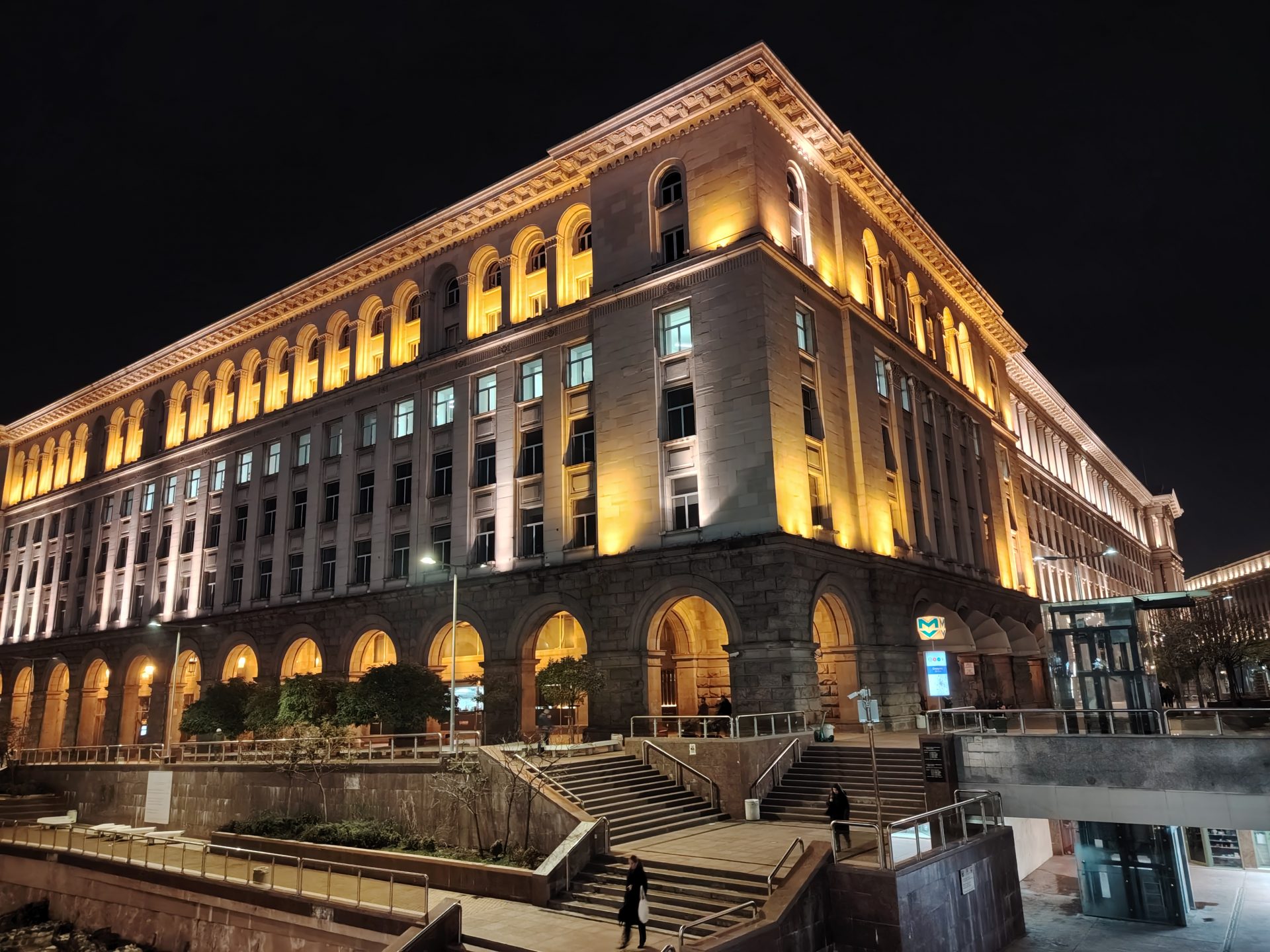 Обзор Honor Magic8 Lite: прочный, долговечный и удобный картинка Honor Magic8 Lite