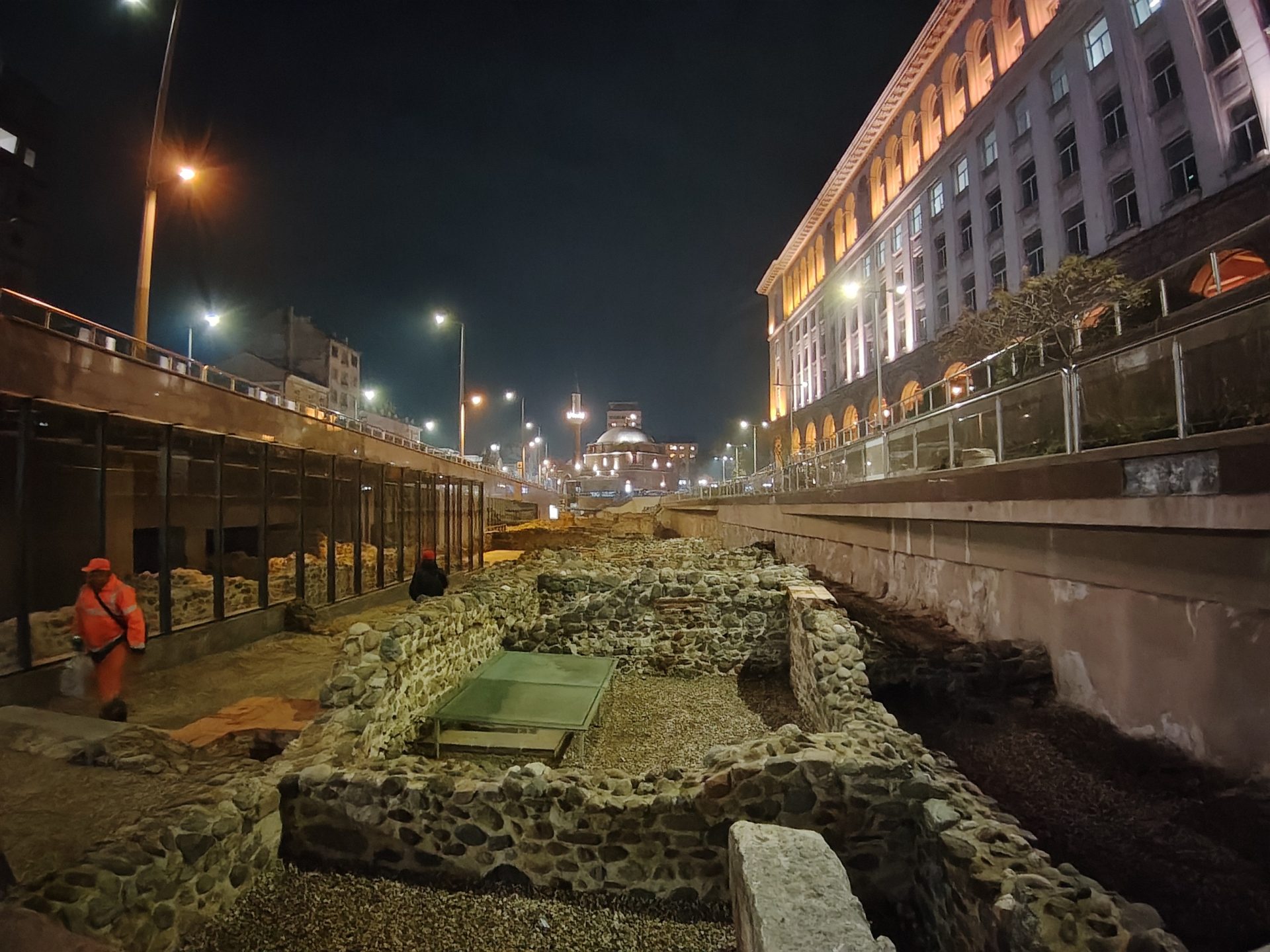 Обзор Honor Magic8 Lite: прочный, долговечный и удобный картинка Обзор Honor Magic8 Lite: прочный, долговечный и удобный фото