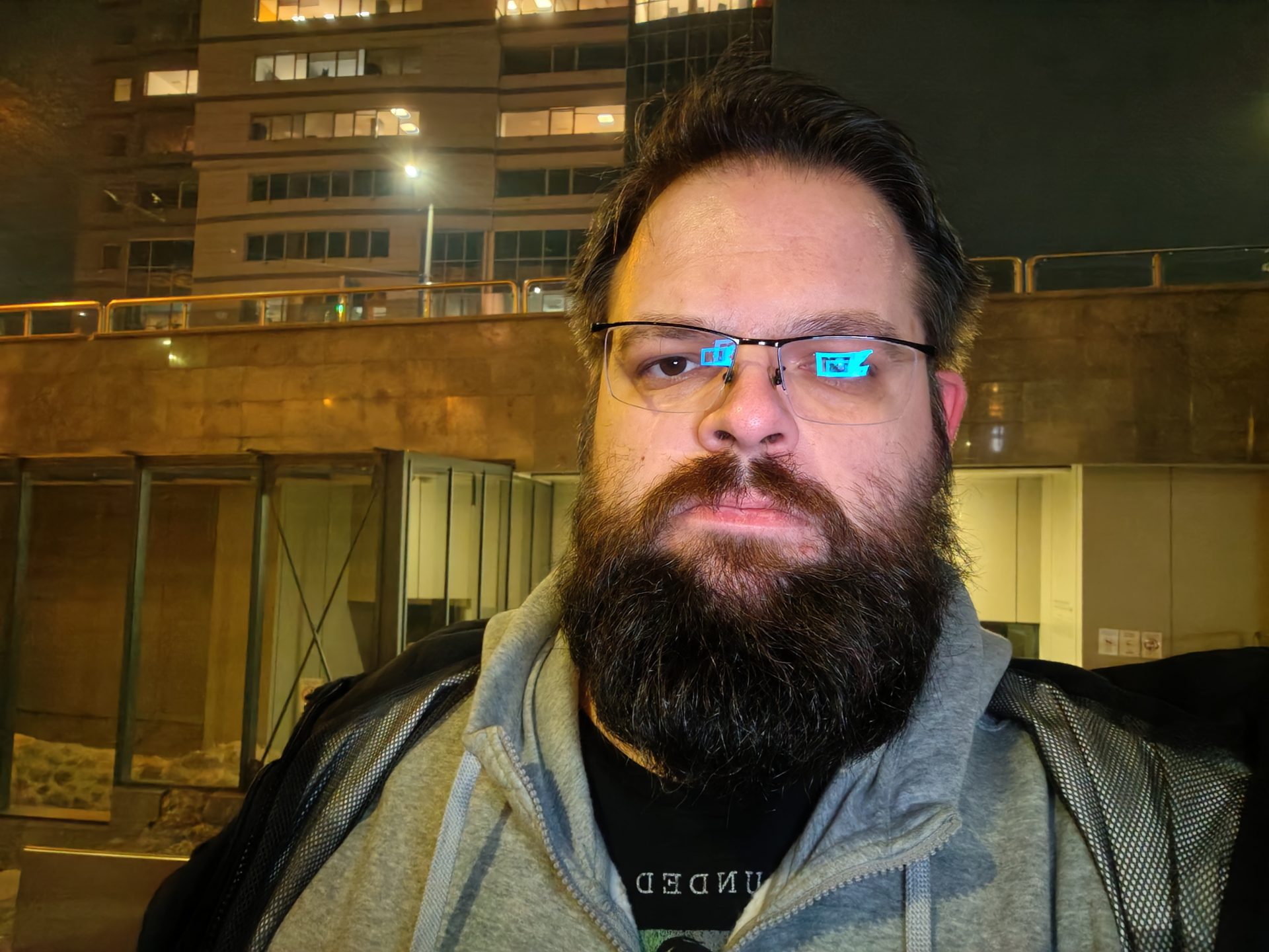 Обзор Honor Magic8 Lite: прочный, долговечный и удобный картинка Honor Magic8 Lite