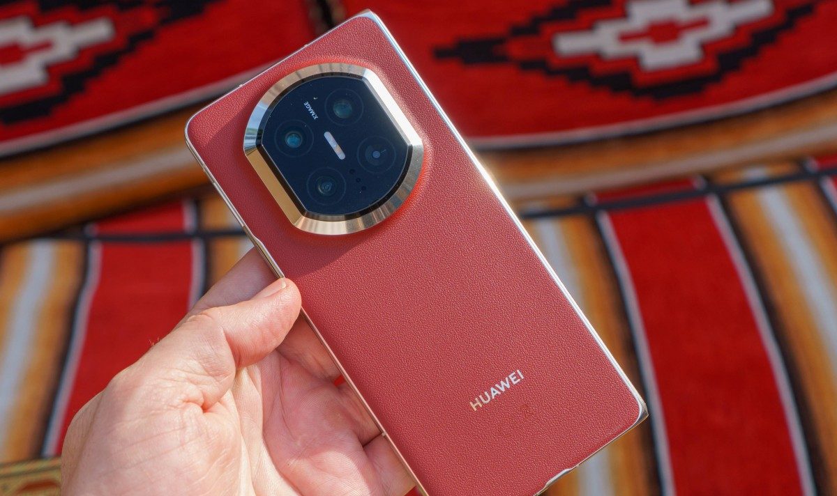 Обзор Huawei Mate X7: складной телефон с большими амбициями картинка Huawei Mate X7