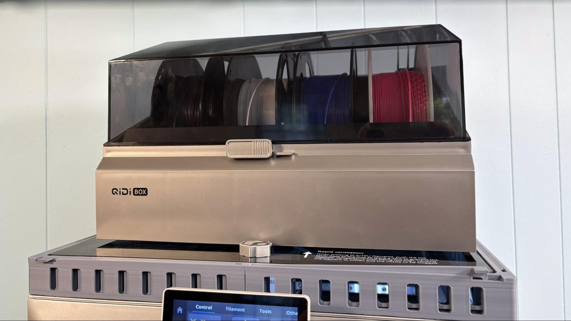 Обзор QIDI Q2: отличный принтер для работы при высоких температурах картинка 3D-принтер QIDI Q2: мощный для температур | DGL.RU