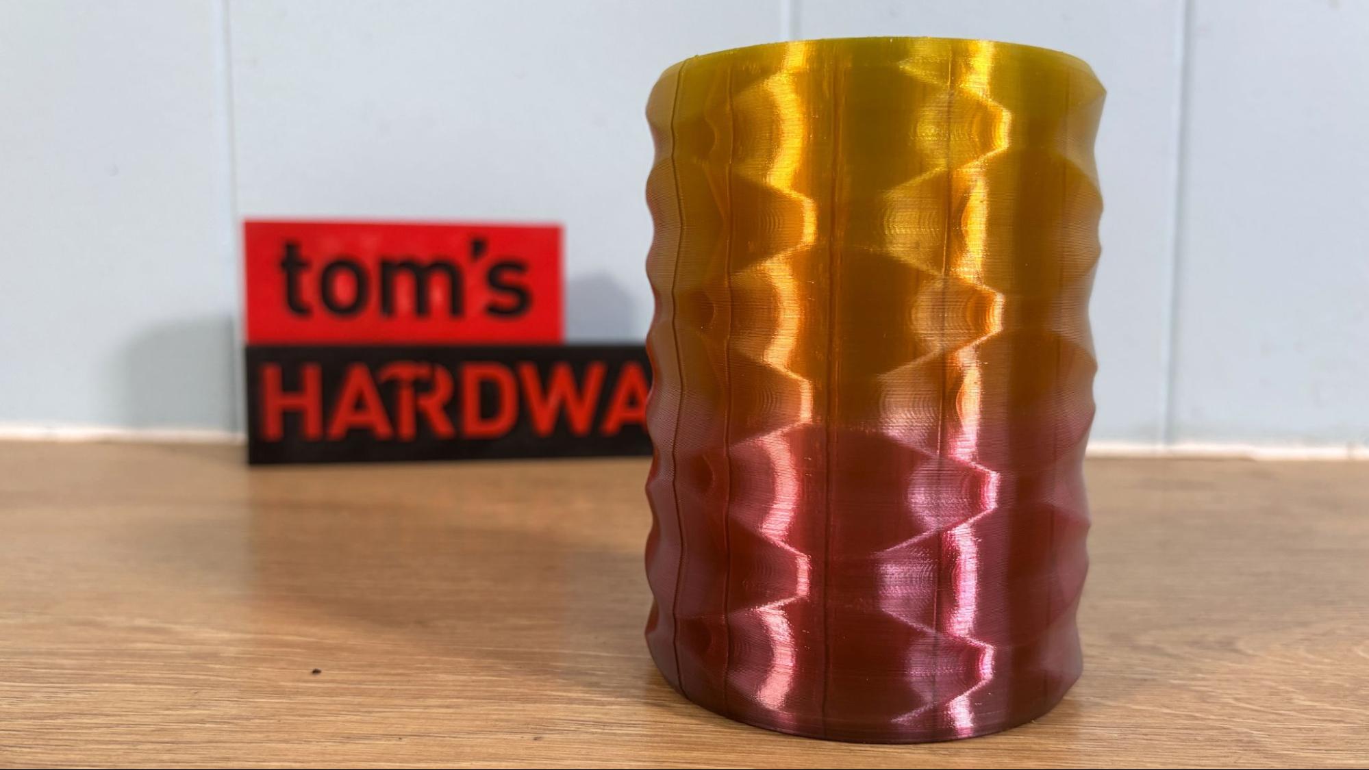 Обзор QIDI Q2: отличный принтер для работы при высоких температурах картинка 3D-принтер QIDI Q2: мощный для температур | DGL.RU