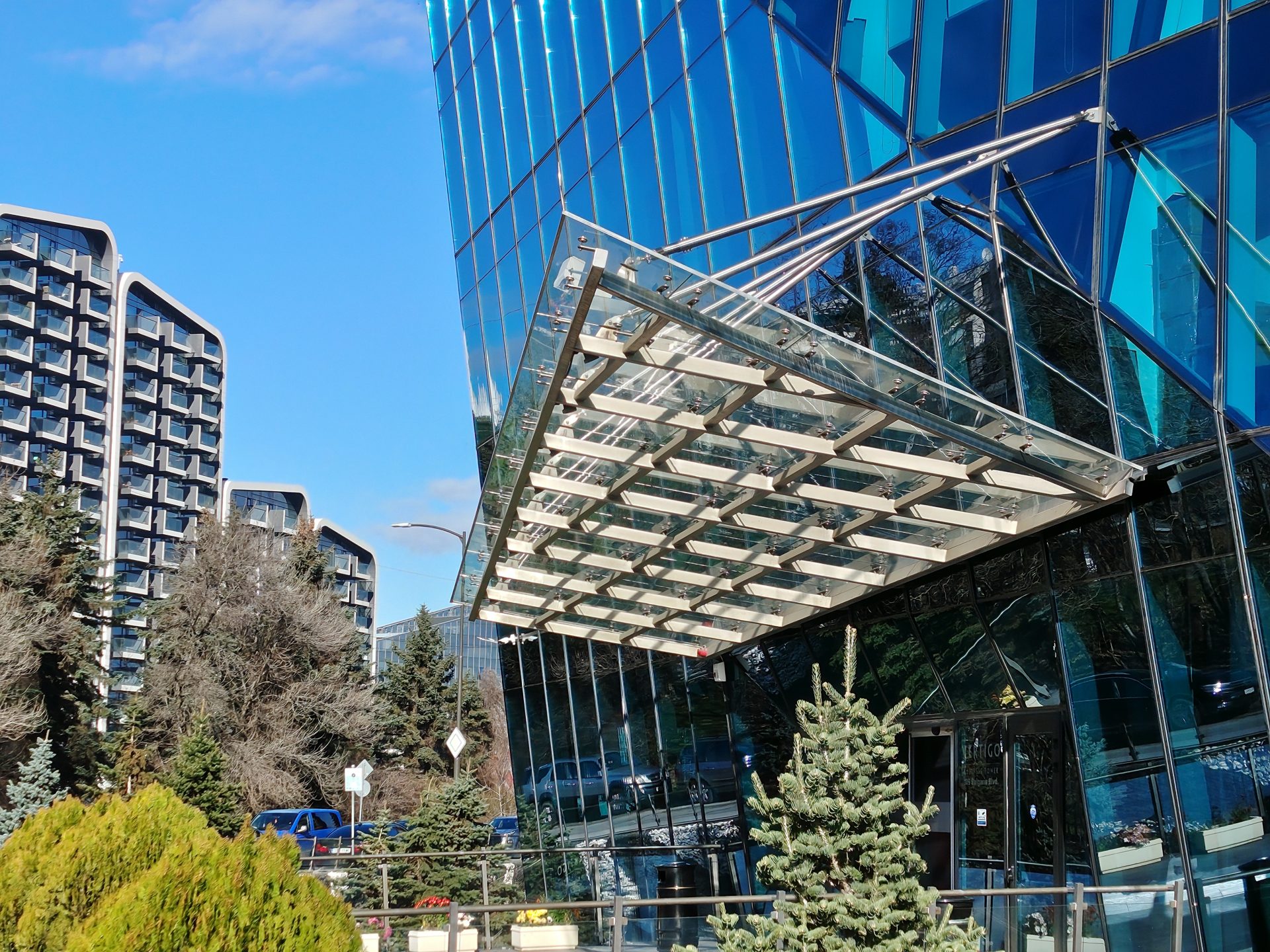 Обзор Honor Magic8 Lite: прочный, долговечный и удобный картинка Honor Magic8 Lite