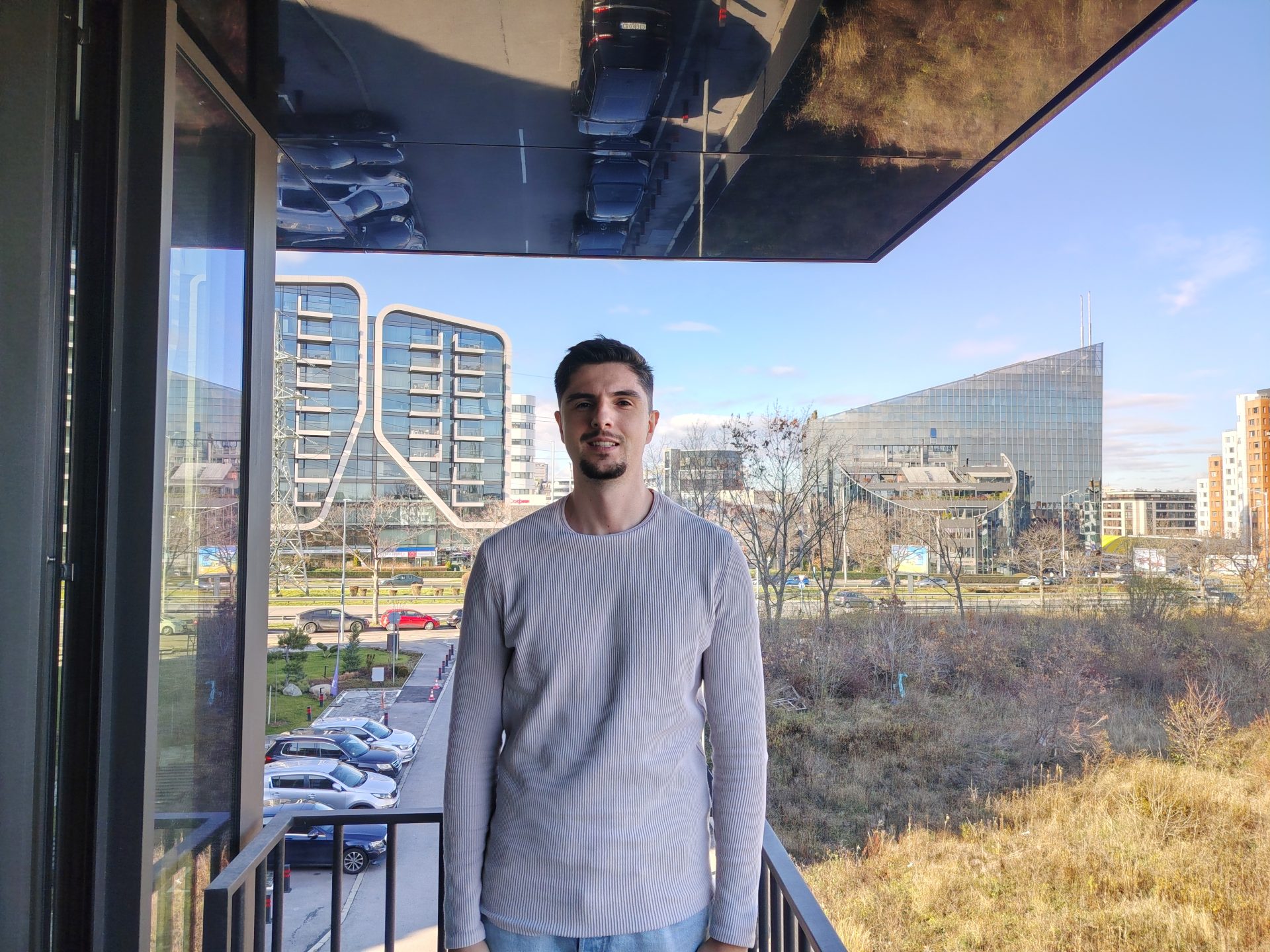 Обзор Honor Magic8 Lite: прочный, долговечный и удобный картинка Honor Magic8 Lite