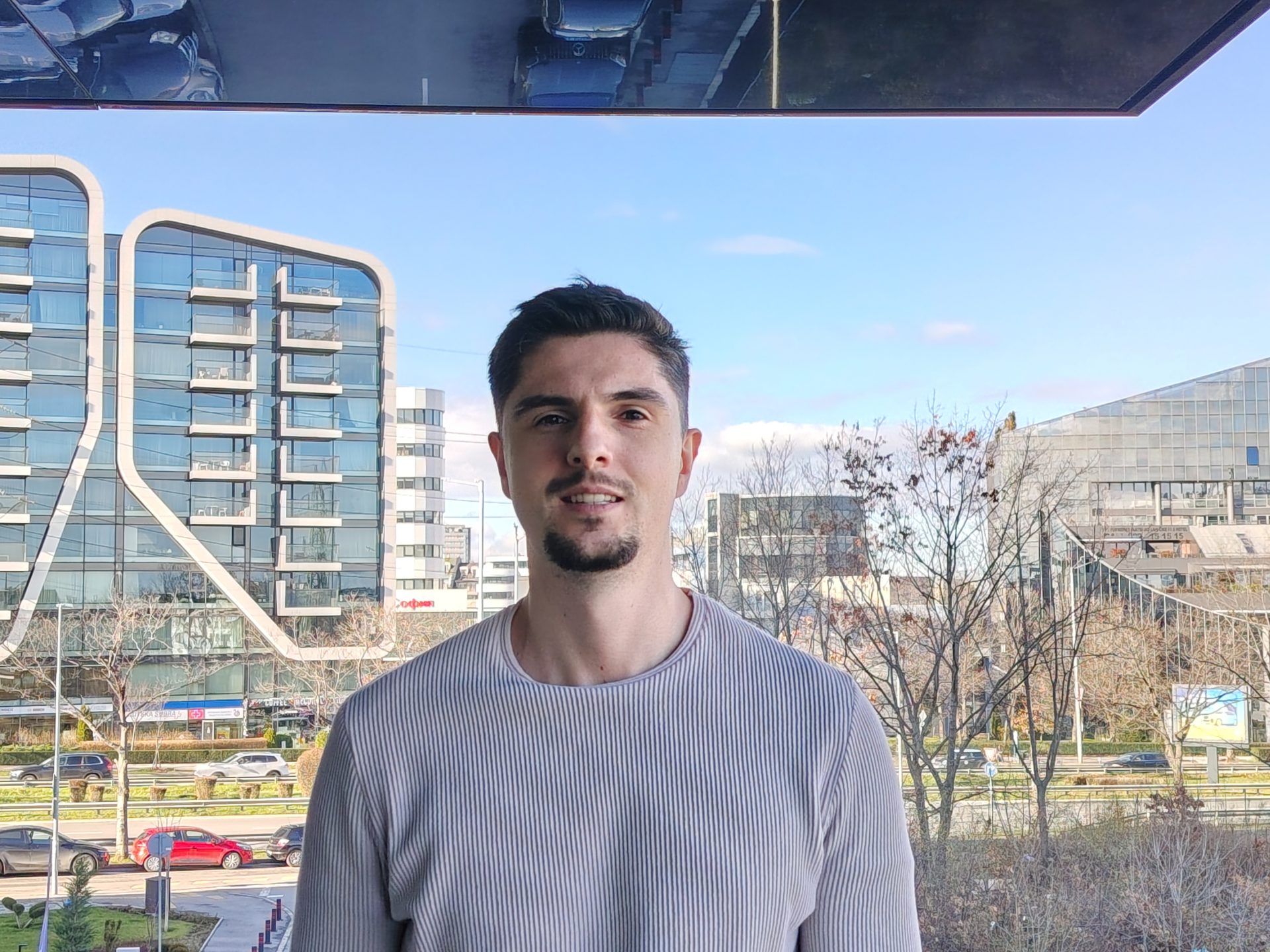 Обзор Honor Magic8 Lite: прочный, долговечный и удобный картинка Honor Magic8 Lite