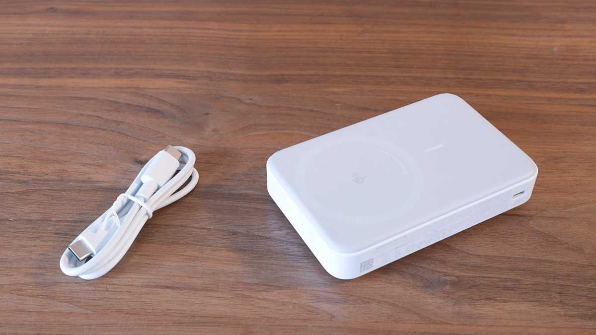 Обзор Anker MagGo Power Bank (10K): стандарт Qi2 приходит к iPhone картинка Аккумулятор Anker MagGo 10K для iPhone | DGL.RU