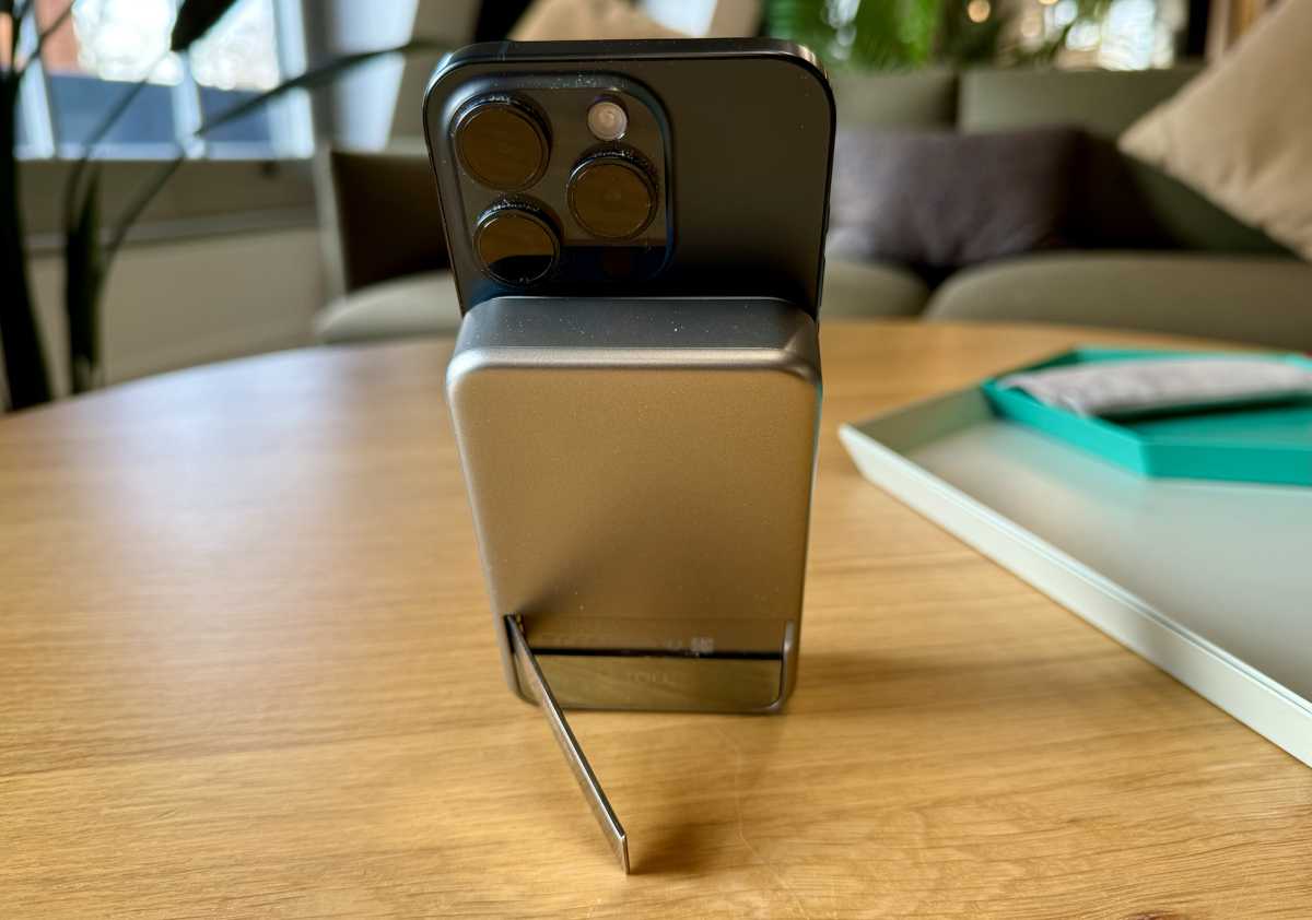 Обзор EcoFlow Rapid 10K: беспроводной пауэрбанк, в котором есть всё картинка Аккумулятор EcoFlow Rapid 10K с Q