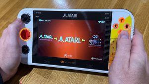 Обзор Atari Gamestation Go: более 200 классических игр Atari у вас в руках