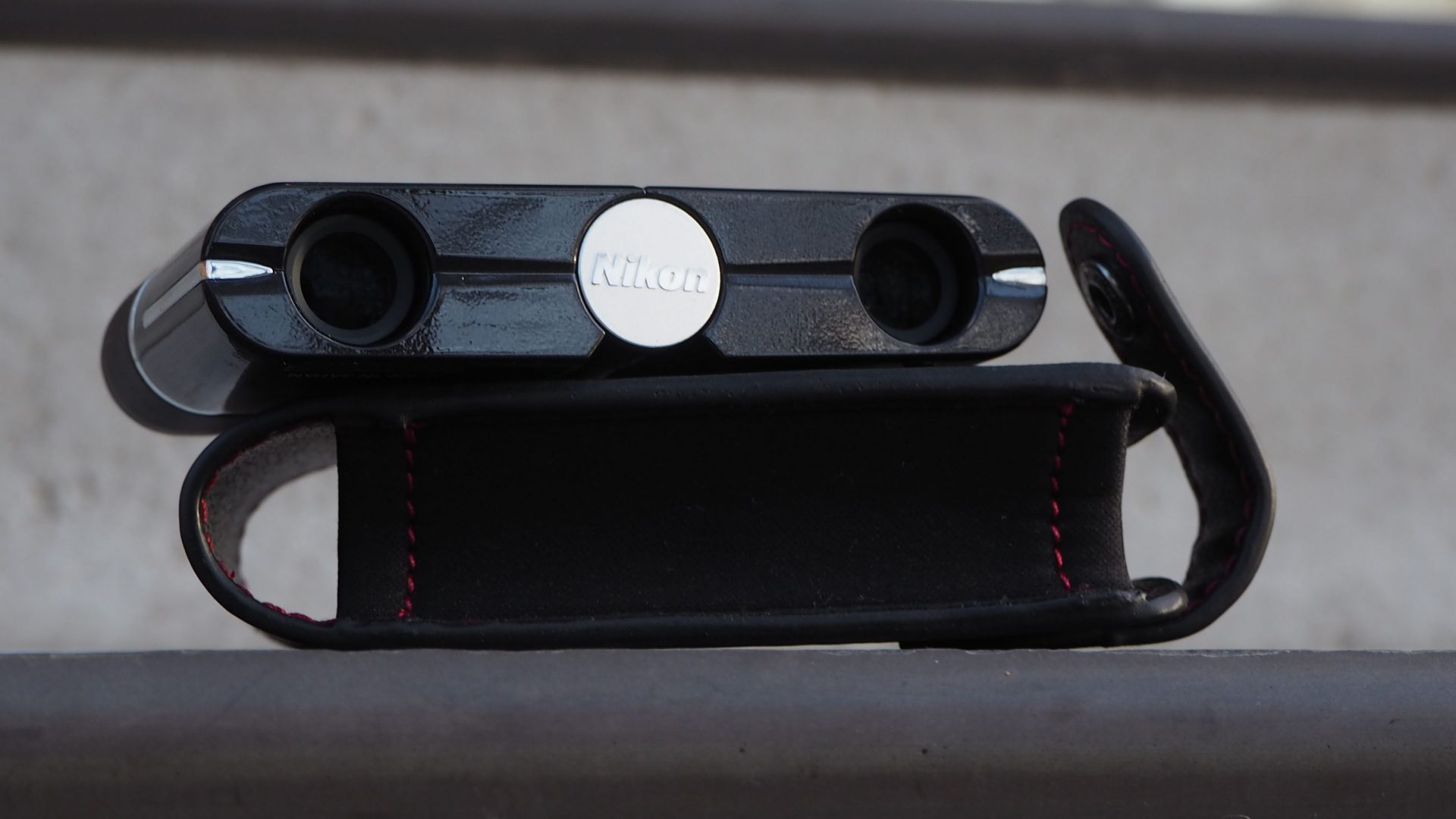 Бинокль Nikon 4x10D CF: крошечный помощник | DGL.RU